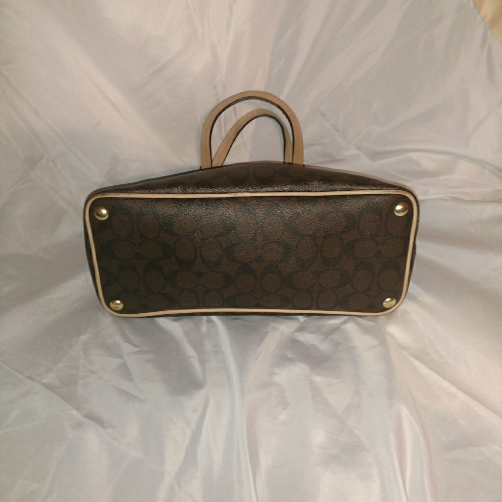 Coach Cora Domed Satchel - Picture 5 of 8